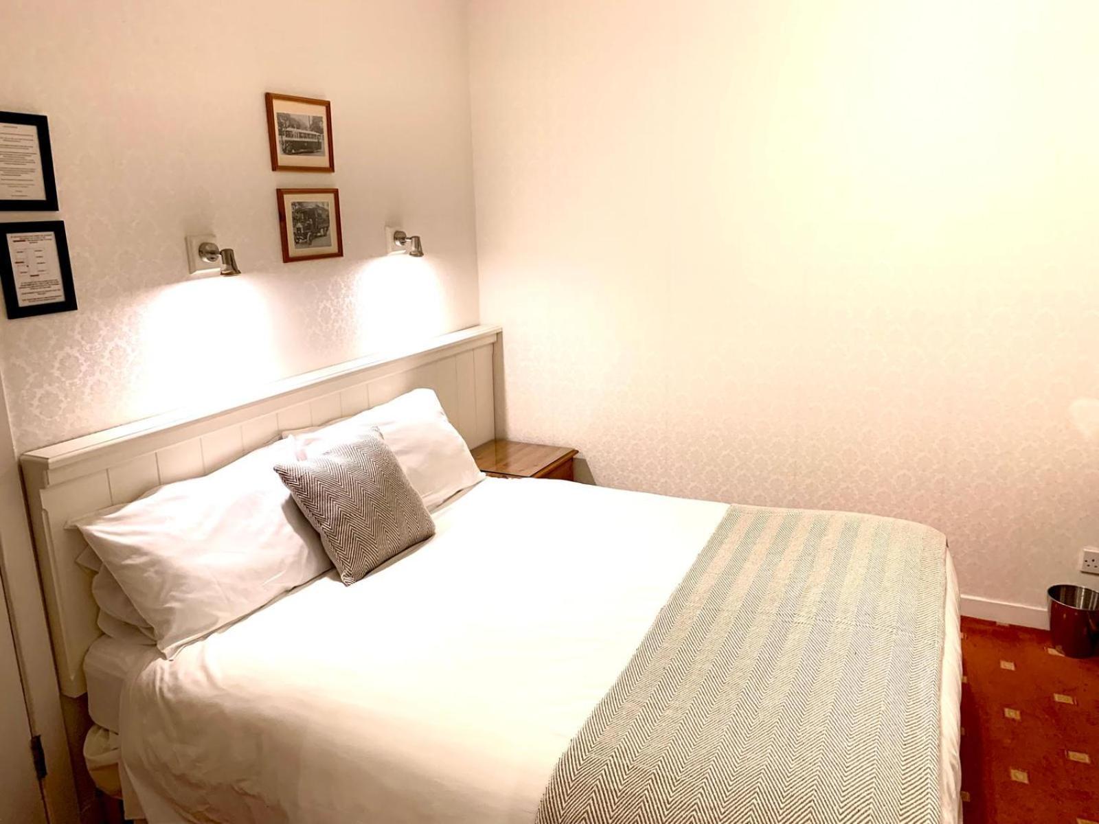 Hotel Woodlea à Perth Extérieur photo